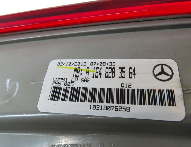 Thumbnail 6: 2010-2012 MB GL350 GL450 GL550 (X164) LEFT DRIVER TAILLIGHT BRAKE LIGHT LAMP