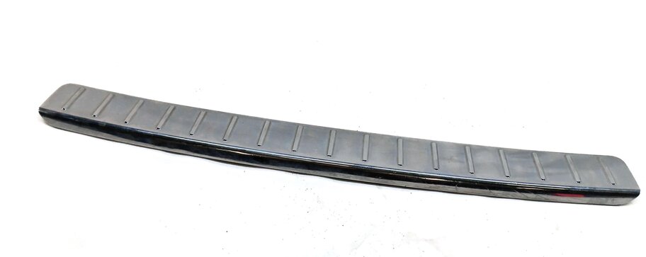2012 MERCEDES GL350 (X164) REAR BUMPER SCUFF PLATE TRIM PANEL SILVER 1648840190