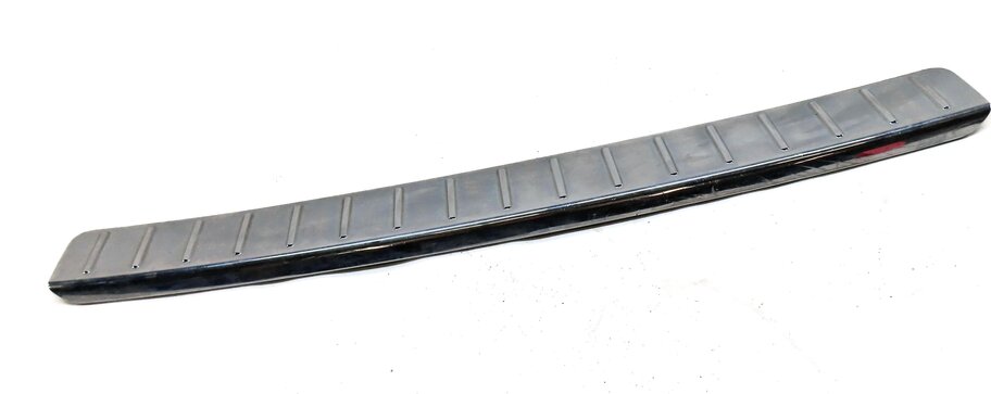 Thumbnail 3: 2012 MERCEDES GL350 (X164) REAR BUMPER SCUFF PLATE TRIM PANEL SILVER 1648840190
