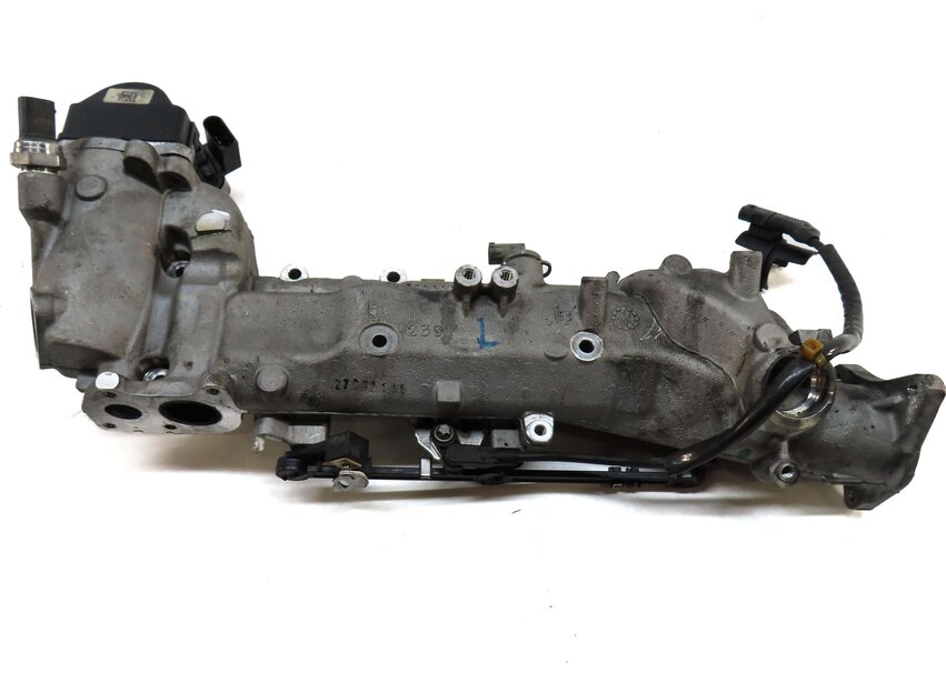 Thumbnail 5: 09-13 MERCEDES GL ML R (W164 W251 X164) 3.0L OM642 DIESEL LEFT INTAKE MANIFOLD