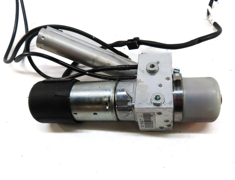 Thumbnail 10: 10-12 MERCEDES GL-CLASS (X164) REAR HYDRAULIC TRUNK LIFT MOTOR w/ RAM & LINES