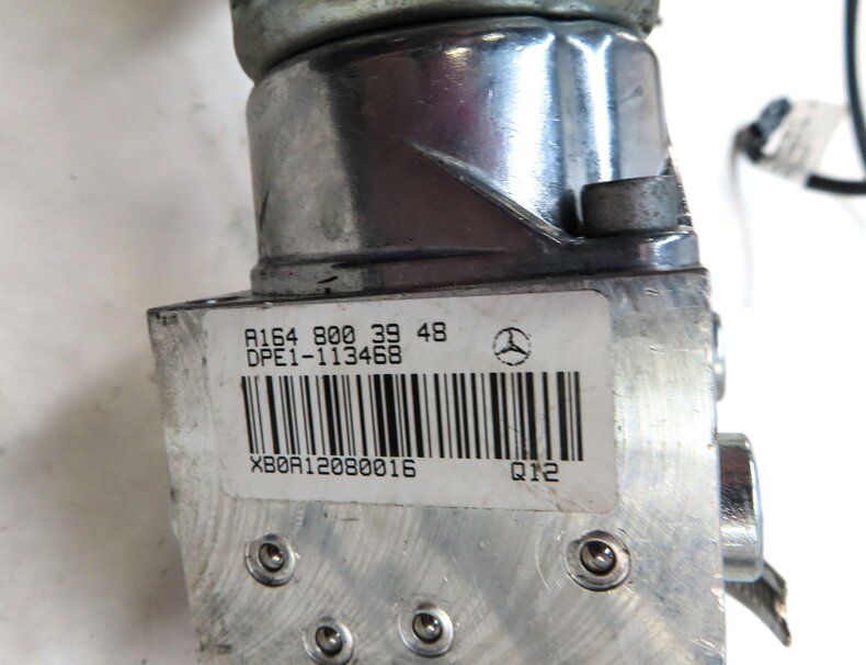 Thumbnail 14: 10-12 MERCEDES GL-CLASS (X164) REAR HYDRAULIC TRUNK LIFT MOTOR w/ RAM & LINES