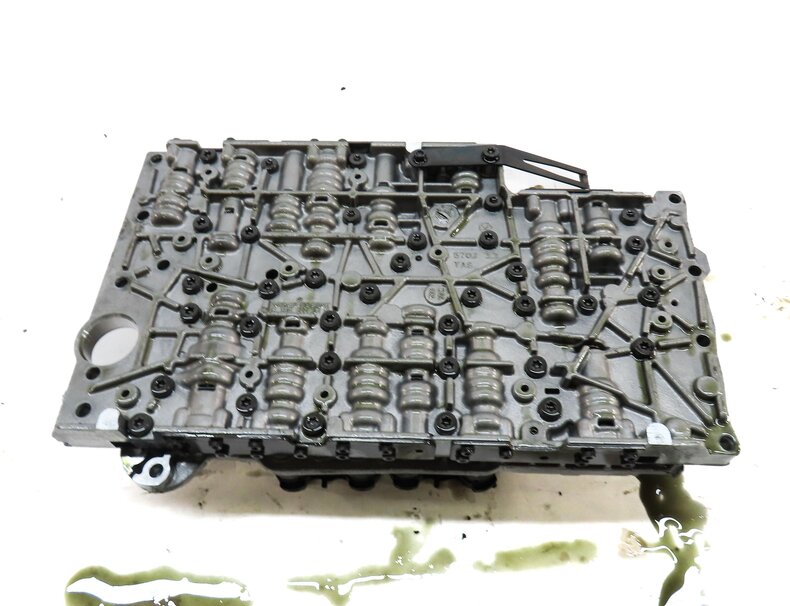 Thumbnail 6: 2012 MERCEDES GL350 (X164) 3.0L OM642 DIESEL ENGINE AUTO TRANSMISSION VALVE BODY