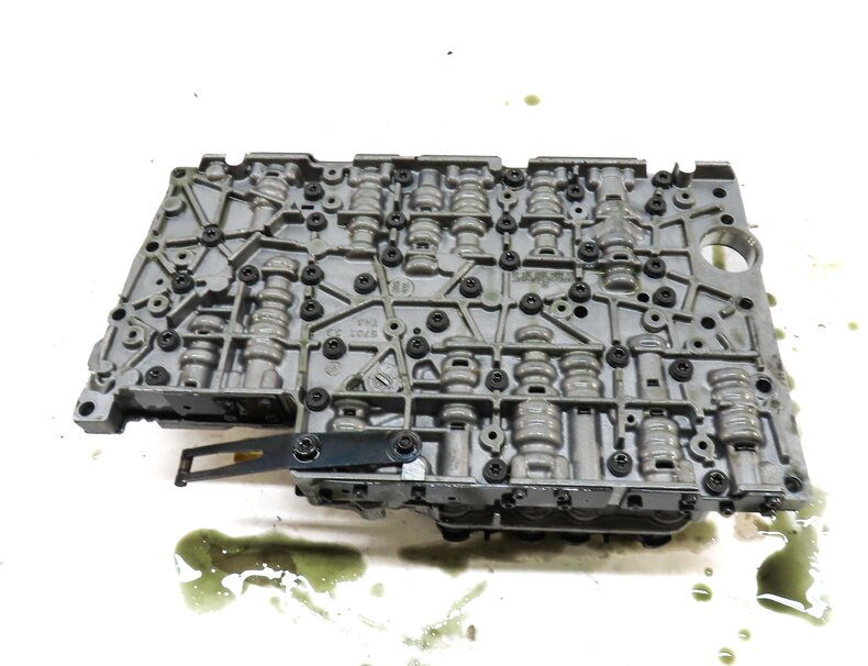 Thumbnail 7: 2012 MERCEDES GL350 (X164) 3.0L OM642 DIESEL ENGINE AUTO TRANSMISSION VALVE BODY
