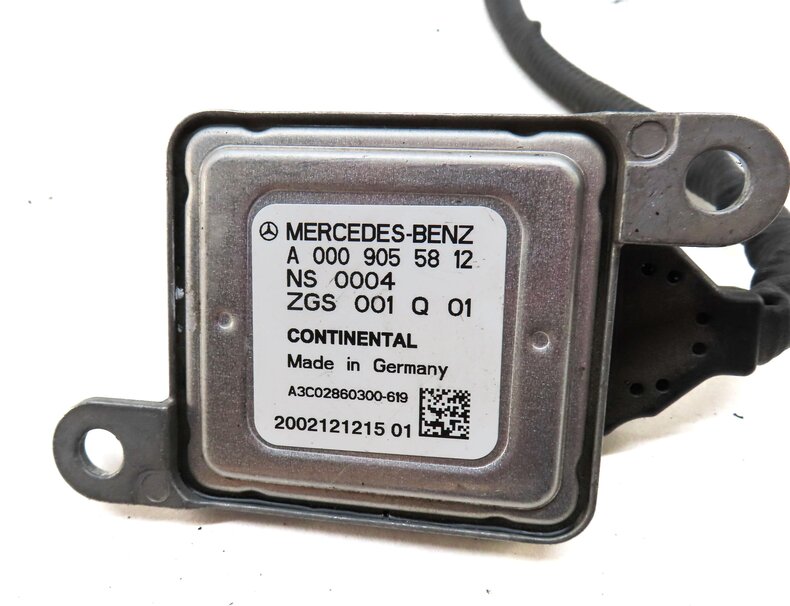 Thumbnail 5: 2012 MERCEDES GL350 (X164) 3.0L OM642 TURBO DIESEL ENGINE NOX SENSOR 0009055812