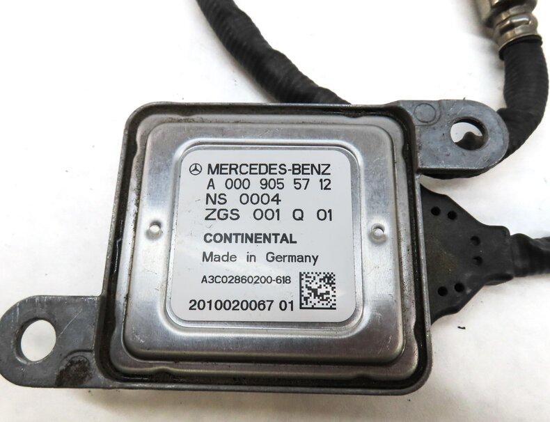Thumbnail 5: 2012 MERCEDES GL350 (X164) 3.0L OM642 TURBO DIESEL ENGINE NOX SENSOR 0009055712