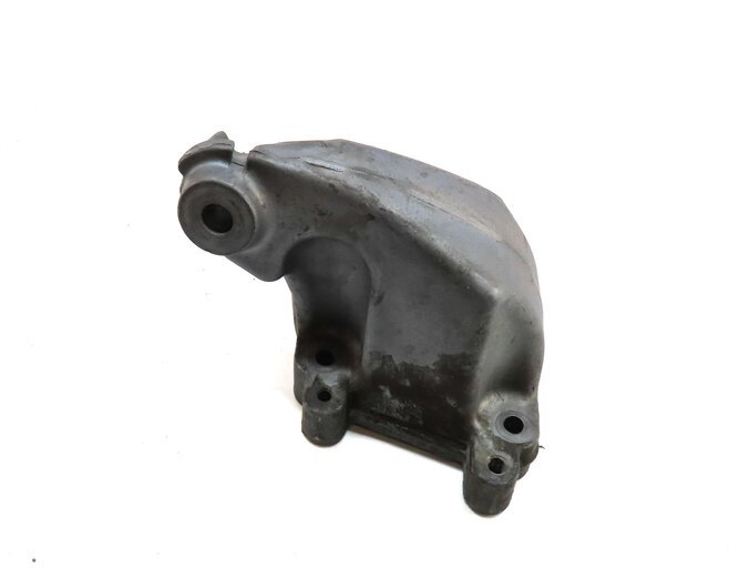 2012 MERCEDES GL350 (X164) 3.0L OM642 TURBO DIESEL LEFT ENGINE MOUNT BRACKET