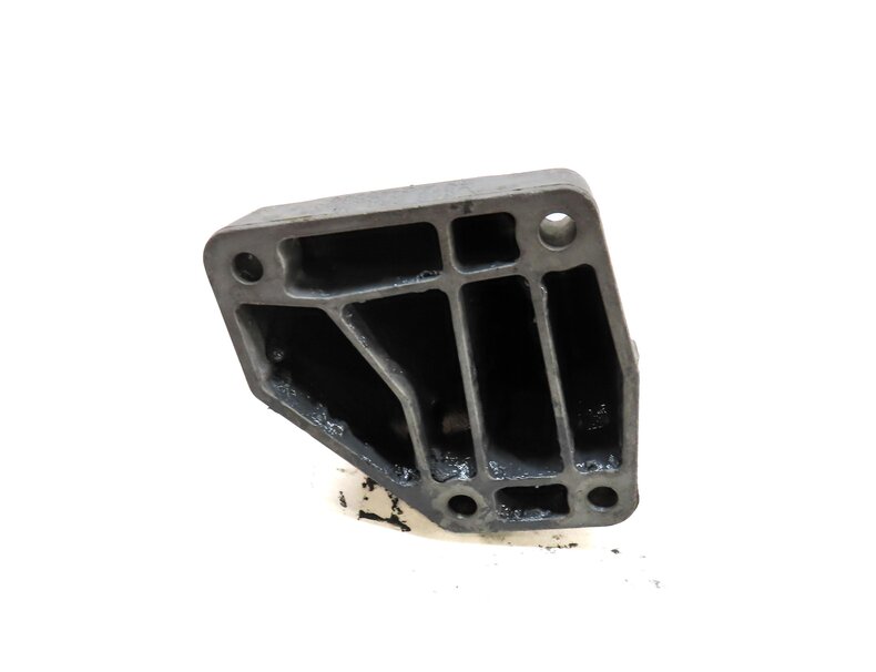 Thumbnail 5: 2012 MERCEDES GL350 (X164) 3.0L OM642 TURBO DIESEL RIGHT ENGINE MOUNT BRACKET