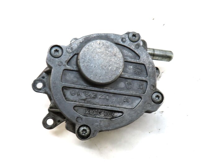 Thumbnail 5: 2012 MERCEDES GL350 (X164) 3.0L OM642 TURBO DIESEL ENGINE BRAKE VACUUM PUMP