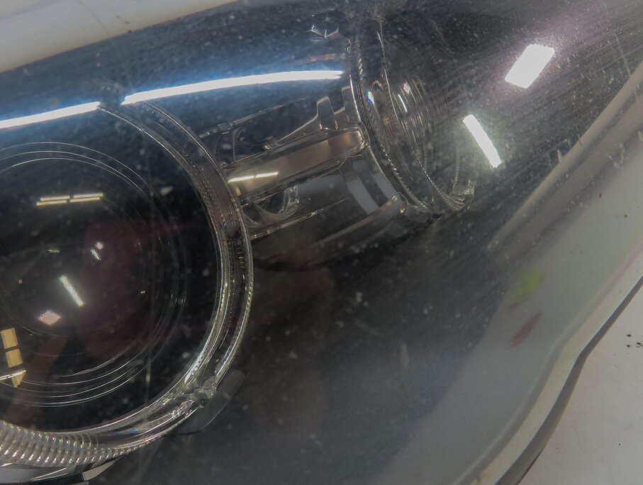Thumbnail 9: 2011-2013 BMW 528i 535i 550i M5 (F10) RIGHT - XENON HID ADAPTIVE HEADLIGHT LAMP