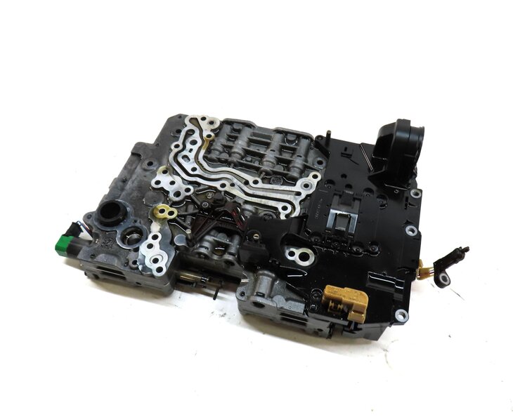 Thumbnail 1: 2010-2011 BMW 535i 535iGT (F07 F10) 8HP45 - AUTOMATIC TRANSMISSION VALVE BODY
