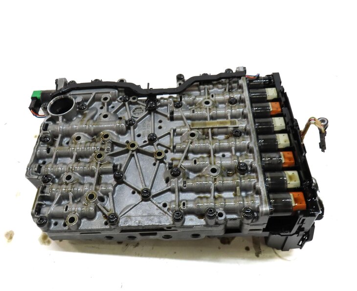 Thumbnail 6: 2010-2011 BMW 535i 535iGT (F07 F10) 8HP45 - AUTOMATIC TRANSMISSION VALVE BODY