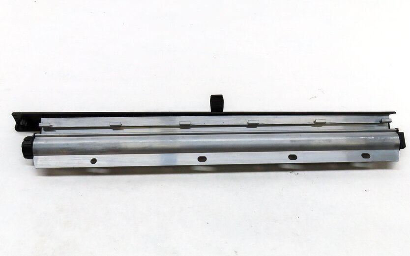 Thumbnail 4: 2011-2016 BMW 528i 535i 550i M5 (F10) RIGHT REAR DOOR WINDOW PRIVACY SUN SHADE