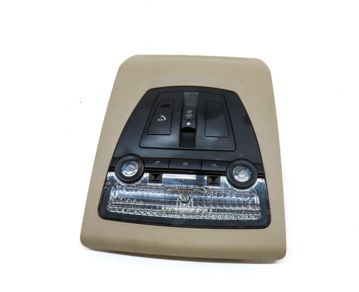 Thumbnail 2: 2011 BMW 535i (F10) FRONT ROOF CENTER PRIMARY DOME LIGHT ASSEMBLY (BEIGE)