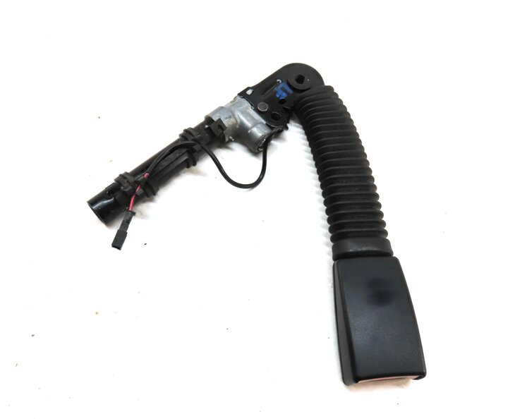 10-17 BMW 5 7 GT SERIES (F01 F07 F10) FRONT LEFT DRIVER SEATBELT BUCKLE RECEIVER