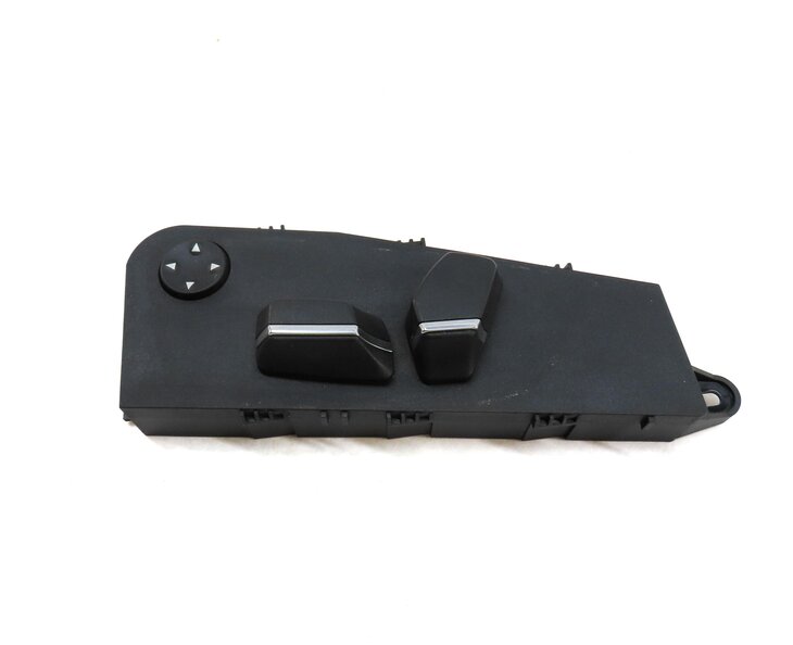 Thumbnail 7: 2011 BMW 535i (F10) FRONT RIGHT PASSENGER SEAT ADJUST SWITCH & MEMORY BUTTON SET