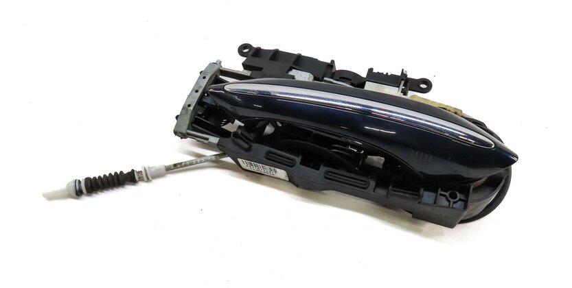 Thumbnail 1: 09-19 BMW 5 6 7 SERIES (F01 F07 F10 F12) RIGHT FRONT COMFORT DOOR HANDLE (BLUE)