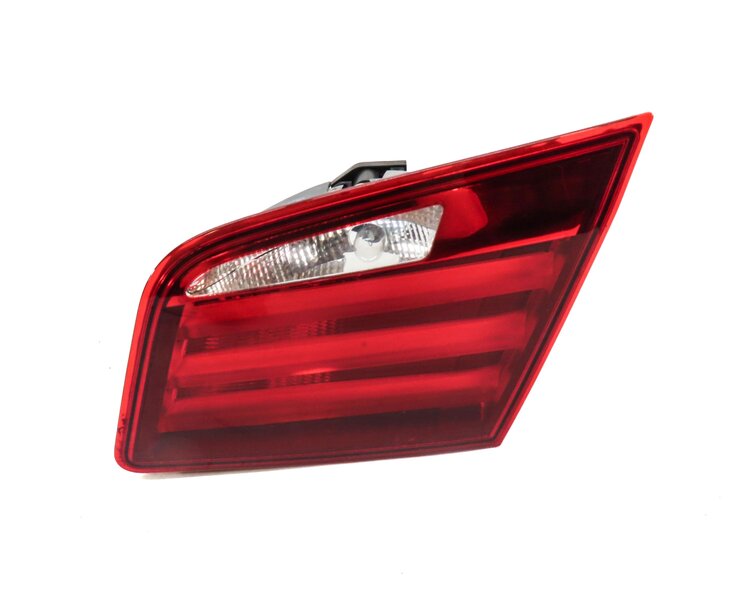 Thumbnail 3: 11-13 BMW 528i 535i 550i M5 (F10) RIGHT REAR INNER TRUNK TAILLIGHT LIGHT LAMP