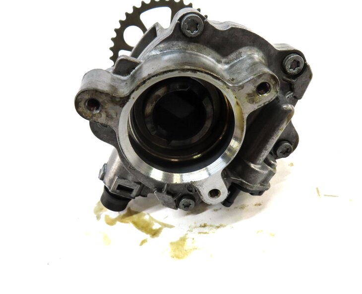 Thumbnail 6: 10-12 BMW 135i 335i 535i 640i X3 X5 X6 (E87 E90 E70) 3.0L N55 BRAKE VACUUM PUMP