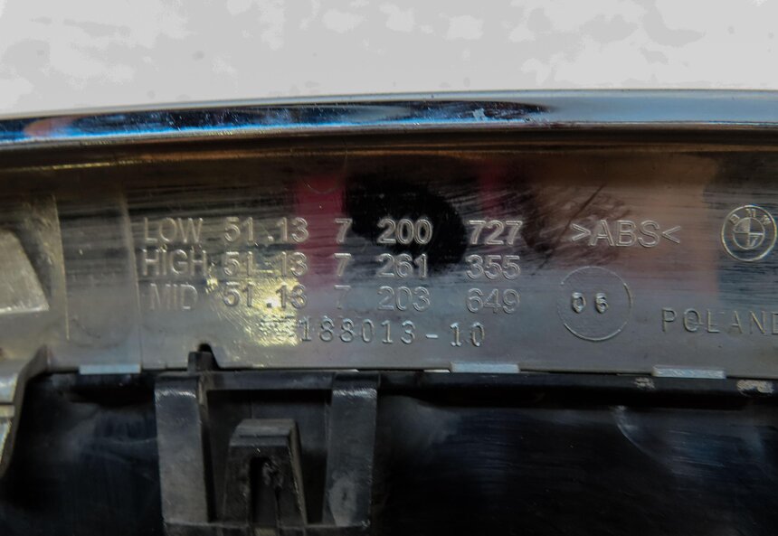 Thumbnail 7: 2011-2013 BMW 528i 535i 550i (F10) LEFT FRONT BUMPER AIR VENT GRILLE (CHROME)