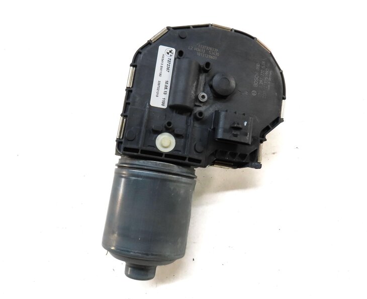 Thumbnail 2: 2011 BMW 535i (F10) FRONT WINDSHIELD WIPER MOTOR 7272367