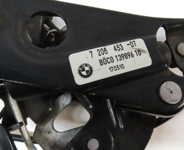 Thumbnail 6: 2011 BMW 535i (F10) LEFT & RIGHT HOOD LOCK LATCH SET 2 7206453 7183762