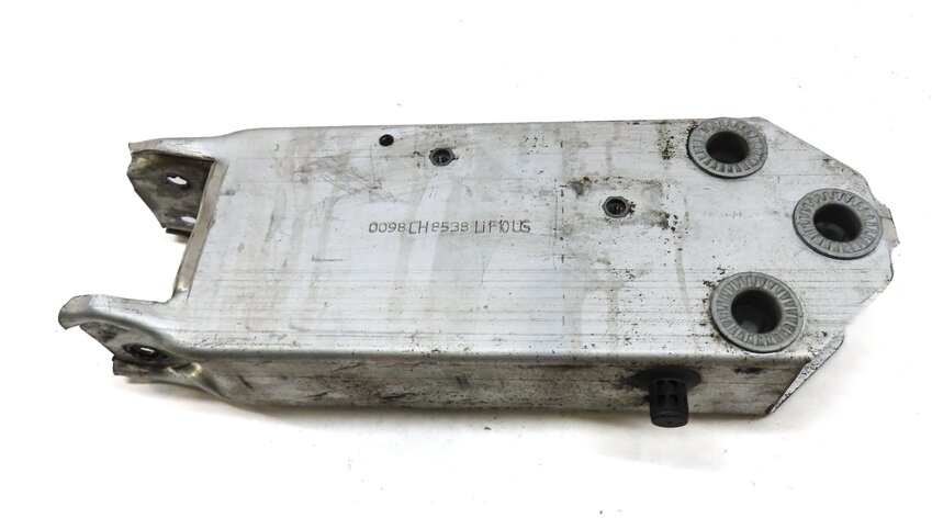 Thumbnail 8: 2011 BMW 535i (F10) FRONT BUMPER LEFT & RIGHT REINFORCEMENT MOUNT BRACKET SET 2