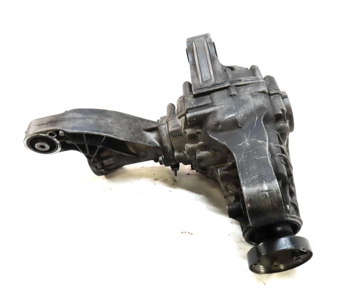 06-11 MERCEDES GL ML CLASS (W164 X164) FRONT DIFFERENTIAL GEAR CARRIER (3.70)