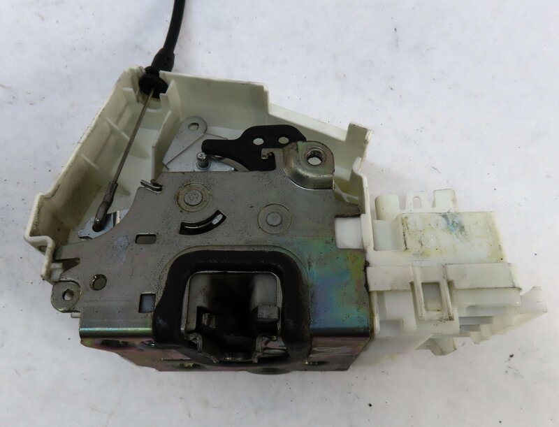 Thumbnail 6: 2008-2012 MERCEDES GL320 GL450 GL550 GL350 (X164) RIGHT REAR DOOR LATCH ACTUATOR