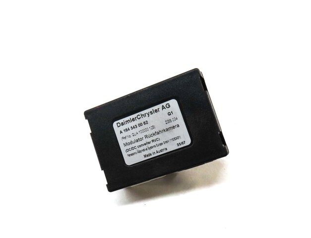 Thumbnail 3: 06-11 MERCEDES GL320 GL450 ML320 ML350 ML500 R320 R350 - REARVIEW CAMERA MODULE