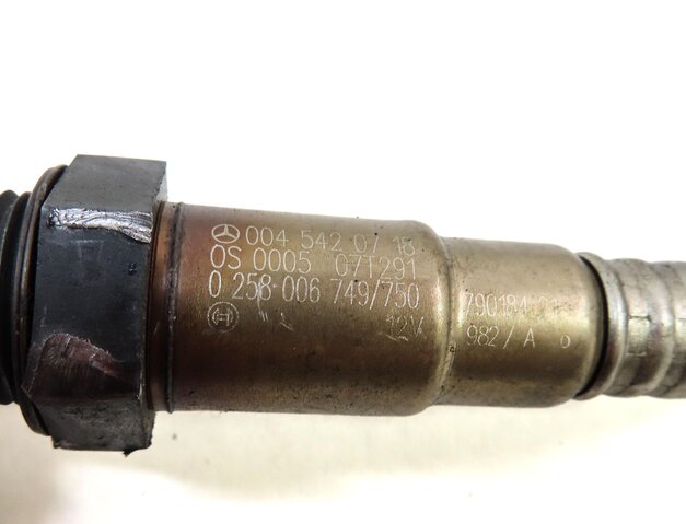 Thumbnail 4: 2008 MERCEDES GL450 (X164) 4.6L M273 ENGINE PRE POST CAT O2 OXYGEN SENSOR SET 3