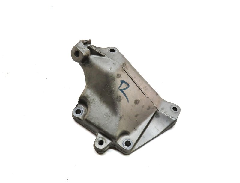 2008 MERCEDES GL450 (X164) 4.6L M273 RIGHT ENGINE MOTOR MOUNT BRACKET 2722234204