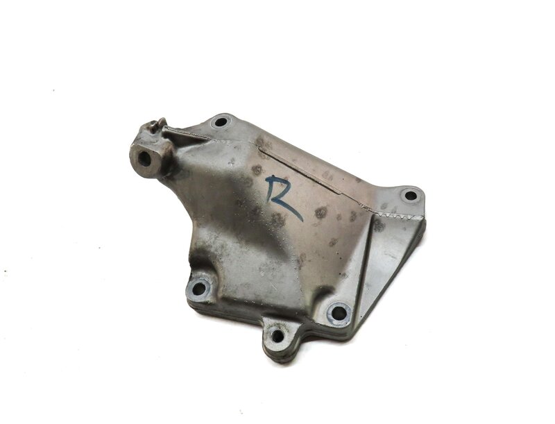 Thumbnail 2: 2008 MERCEDES GL450 (X164) 4.6L M273 RIGHT ENGINE MOTOR MOUNT BRACKET 2722234204
