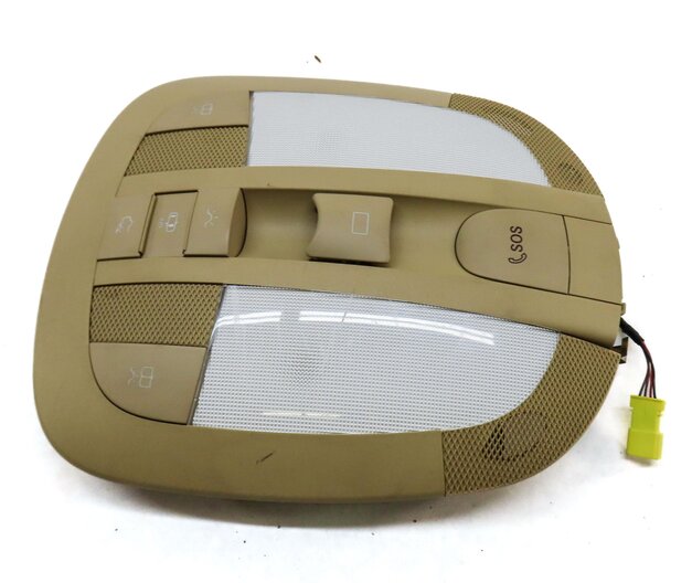 Thumbnail 4: 2008 MERCEDES GL450 X164 FRONT CENTER ROOF PRIMARY DOMELIGHT DOME LIGHT (BEIGE)