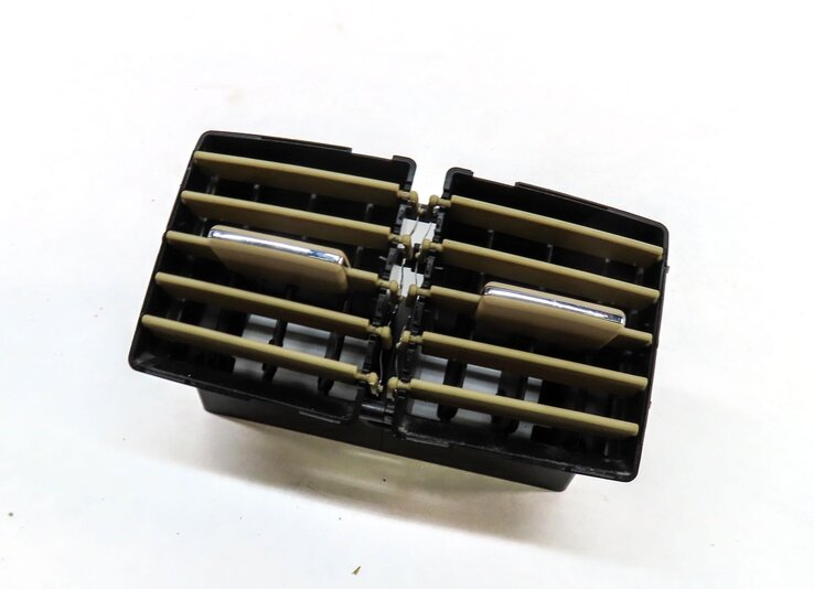 Thumbnail 1: 2008 MERCEDES GL450 X164 REAR CENTER CONSOLE HVAC A/C HEATER AIR VENT 1648300454