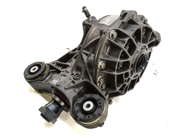 Thumbnail 2: 2013-2016 RANGE ROVER (L405) 5.0L SUPERCHARGED - REAR DIFFERENTIAL (3.31 RATIO)