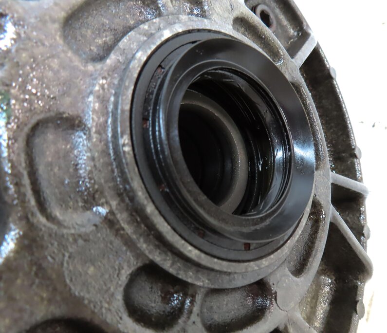 Thumbnail 7: 2013-2016 RANGE ROVER (L405) 5.0L SUPERCHARGED - REAR DIFFERENTIAL (3.31 RATIO)