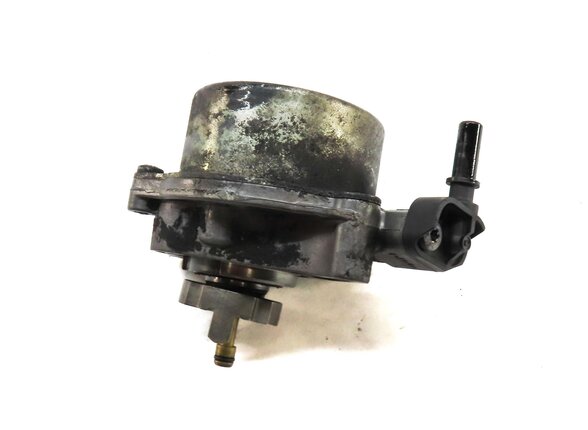 Thumbnail 2: 2010-2019 RANGE ROVER SPORT LR4 JAGUAR XE XF XK - 3.0L / 5.0L BRAKE VACUUM PUMP