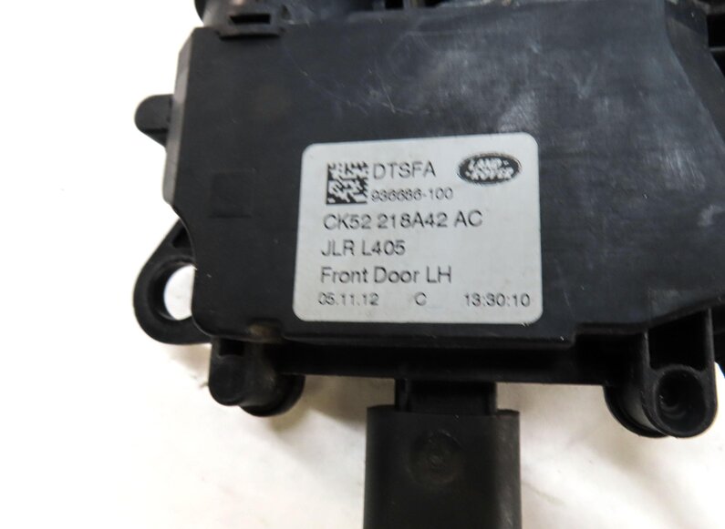 Thumbnail 7: 13-22 DISCOVERY RANGE ROVER SPORT (L405 L462 L494 L550) LEFT FRONT DOOR LATCH