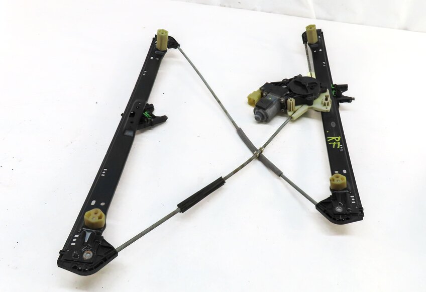 Thumbnail 4: 13-19 RANGE ROVER (L405) RIGHT FRONT PASSENGER DOOR WINDOW REGULATOR w/ MOTOR