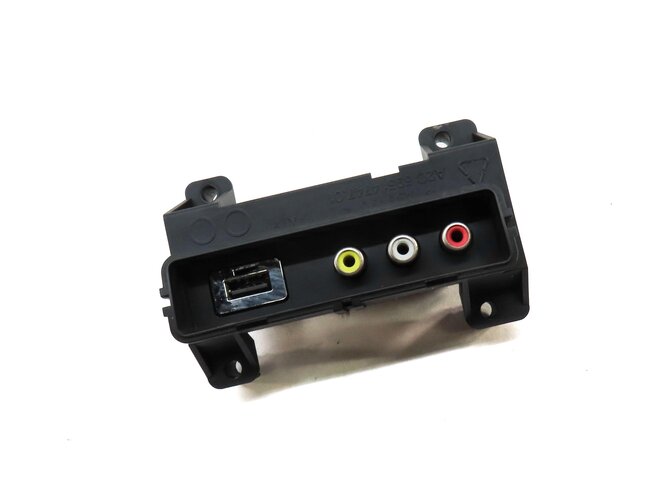 Thumbnail 3: 2013 LAND RANGE ROVER (L405) RCA INTERFACE USB PLUG PANEL CPLA19H440BB