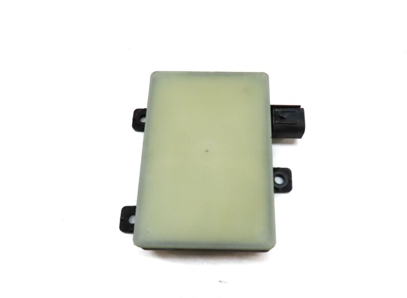 Thumbnail 5: 2013 LAND RANGE ROVER (L405) REAR RIGHT BLIND SPOT ALERT RADAR SENSOR MODULE