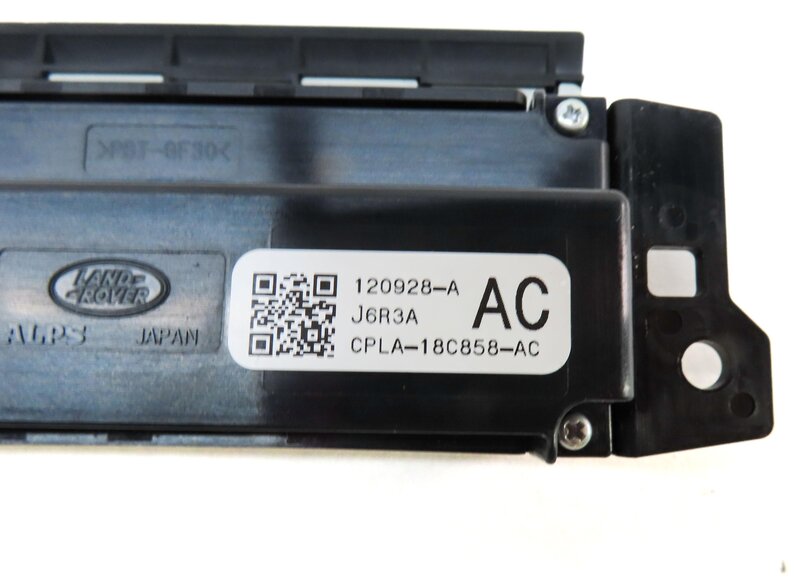 Thumbnail 4: 2013 LAND RANGE ROVER (L405) FRONT LEFT TOUCH SCREEN CONTROL MODULE CPLA18C858AC