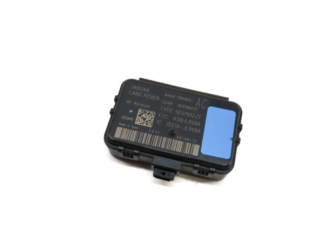 Thumbnail 1: 2013 LAND RANGE ROVER (L405) KEYLESS ENTRY RECEIVER CONTROL MODULE AH4215K602AC