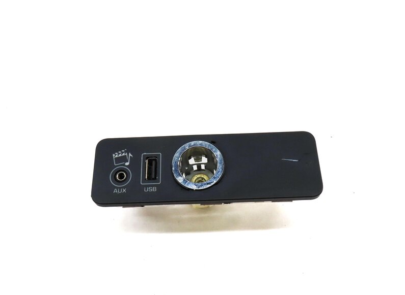 Thumbnail 2: 2013 LAND RANGE ROVER (L405) RADIO STEREO USB AUXILIARY AUDIO INTERFACE PANEL