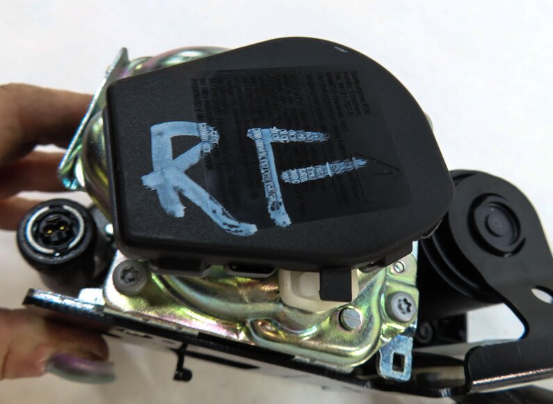 Thumbnail 5: 2013-2019 RANGE ROVER (L405) RIGHT FRONT PASSENGER SEATBELT RETRACTOR (BLACK)