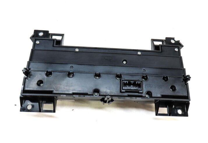 Thumbnail 7: 2013 RANGE ROVER (L405) FRONT HEATER A/C TEMPERATURE CLIMATE CONTROL PANEL