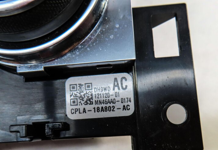 Thumbnail 8: 2013 RANGE ROVER (L405) FRONT HEATER A/C TEMPERATURE CLIMATE CONTROL PANEL