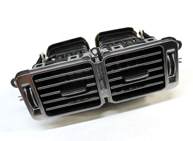 Thumbnail 3: 2013 LAND RANGE ROVER (L405) REAR CENTER CONSOLE HVAC A/C HEATER AIR VENT SILVER