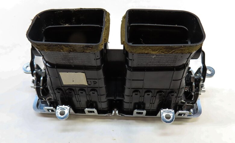 Thumbnail 5: 2013 LAND RANGE ROVER (L405) REAR CENTER CONSOLE HVAC A/C HEATER AIR VENT SILVER